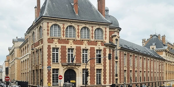 Description of the image